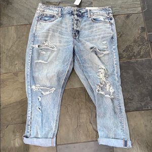 American Eagle Tomgirl Jeans